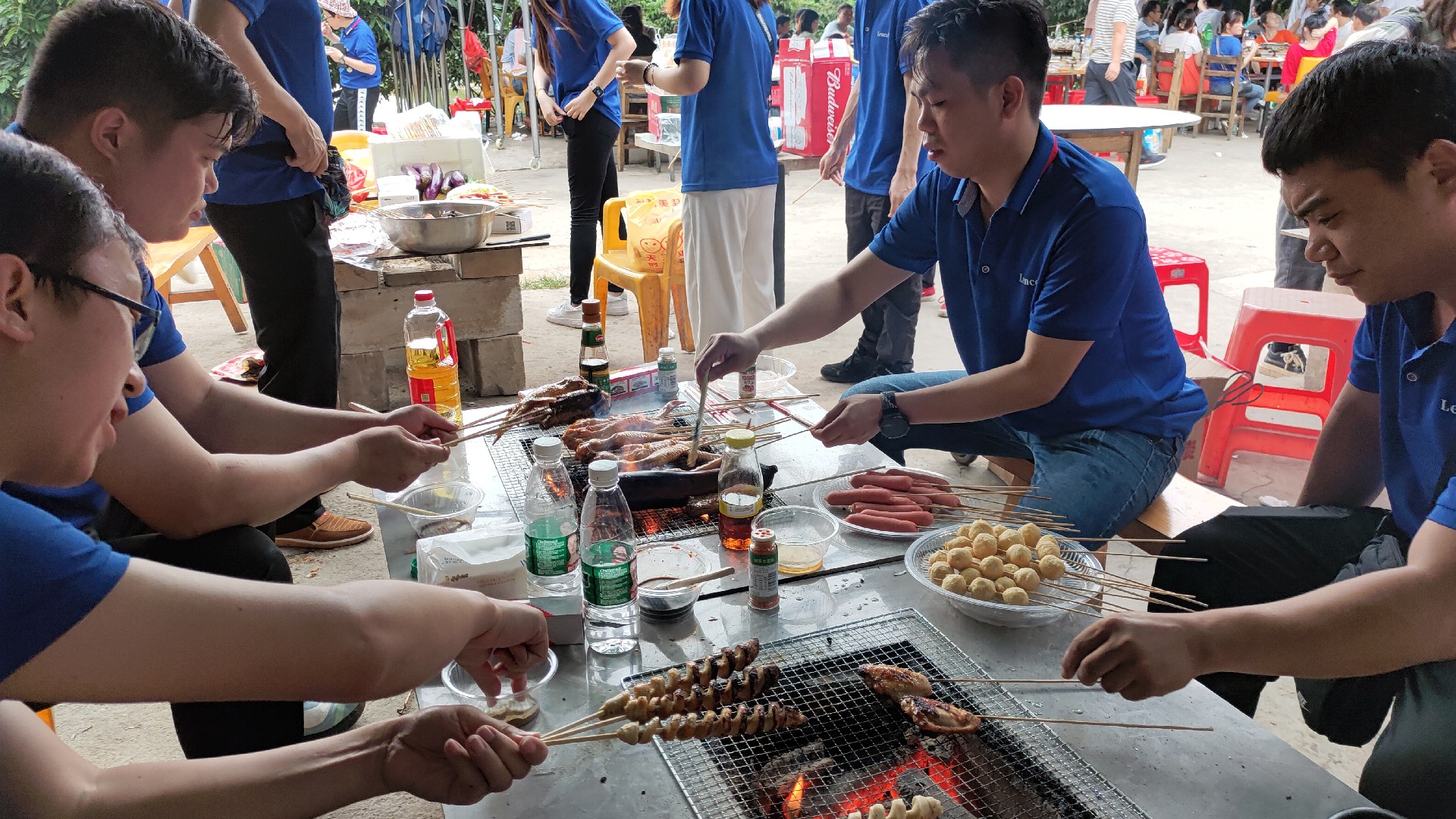 松湖騎行，穿樹飛花；農(nóng)家休閑，擁抱自然